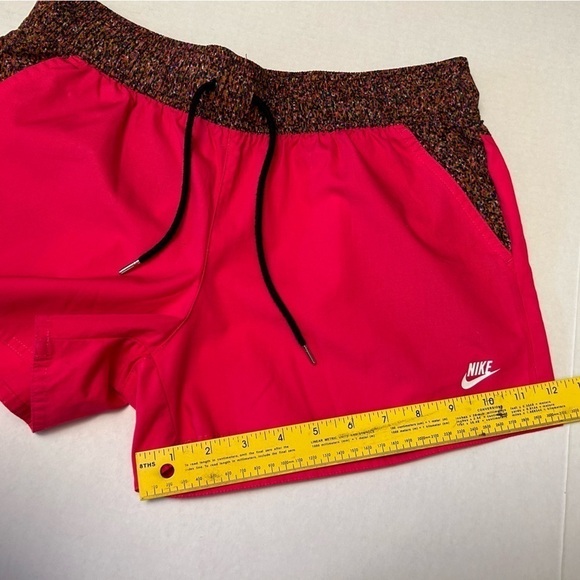 Nike women’s sportswear shorts pink and brown confetti waist band print. Sz M A8 - Picture 9 of 10